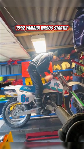 1992 Yamaha WR500 startup 🔥 #dirtbike #motocross #enduro #2stroke #mxgp #wr500 - Credit Subscribe YouTube: Marin Jervis | Mike's Bike77