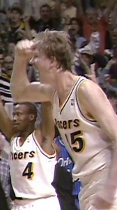 On this day in 1995, Rik Smits beat the buzzer to lift the Pacers in a Game 4 victory against Orlando! 😤💪 | NBA