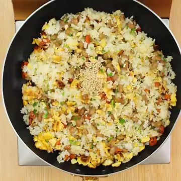 パパッと作れて子供も喜ぶ！基本の納豆チャーハンのレシピ | デリッシュキッチン