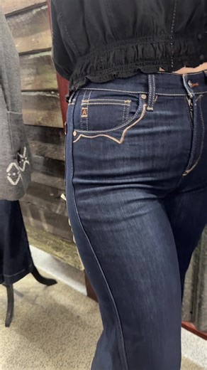 All in the details ✨✨✨ new Ariat jeans have arrived instore ❤️‍🔥❤️‍🔥#ariat #ariatjeans #jeans #ariataustralia