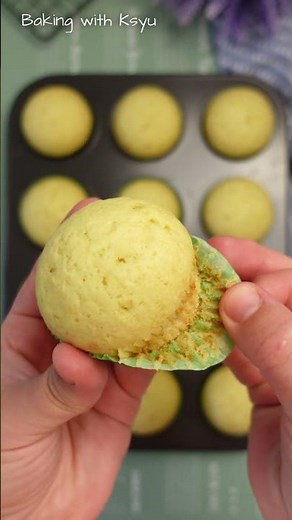 Perfectly Fluffy Vanilla Muffins Every Time #recipe #baking #shorts