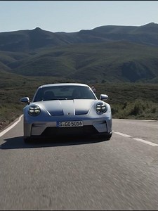 2026 Porsche 911 GT3 Touring – Pure Driving Performance Redefined