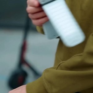 The Flasher is a new addition to the series of wearable cycling technology. ➡ https://bit.ly/FlasherTurnSignal | Thesuperboo