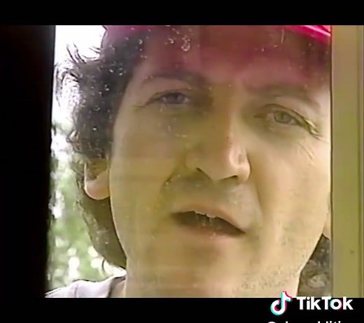 Identifying Stranger Traps for Kids' Safety