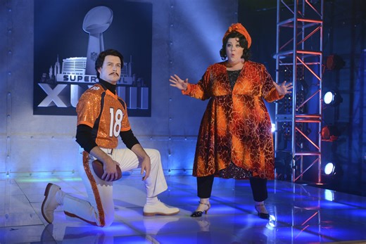Melissa McCarthy Sings In SNL's "Broadway All-Star Super Bowl Halftime Spectacular"