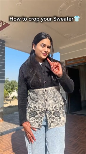 How to Crop Your Long Sweater/Cardigan in 10 Seconds! | Easy DIY Fashion Hack #shorts