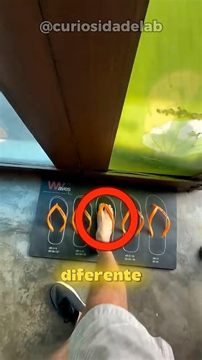 essa loja deixa você Criar Seu Próprio chinelo 😳 #shorts #curiosidades