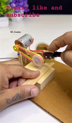 We make a grinder machine to use a moter battery etc#trending #ytshorts