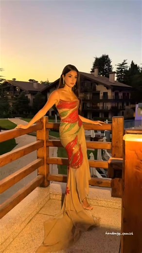 4.1K views · 2.1K reactions |  || Nueva imagenes de Hande compartida por nuestro querido @inankirdemir 殺 Hande Erçel Elie Saab #handeercel #handemiyy #miyy #hande_erçel #handeerçeledit #handeercelfans #handeerçel #eliesab #celiosaab #hakansabancı | Handemiyy Spanish | Facebook