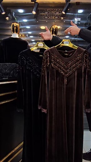 BOUTIQUE RITAJ SALAMANDRE ! on Instagram: "✨️Nous vous remercions de l'intérêt que vous portez à nos services.✨️ Nous proposons une livraison dans les 58 wilayas🌍 pour toutes vos commandes. Vous pouvez nous contacter facilement par téléphone ou WhatsApp. Nos numéros sont le ☎️00213782245945 pour 2Viber et le☎️ 00213799648523 pour WhatsApp. Nous sommes impatients de répondre à vos besoins de livraison.🌍"