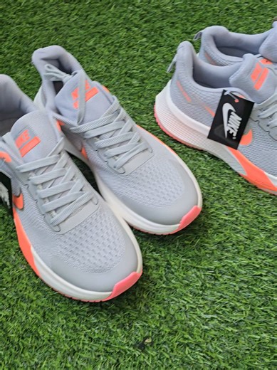 Nike Zoom Ladies Gym & Fitness Shoes for Comfort