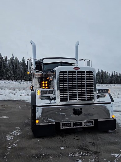 Peterbilt Trucks and Heavy Haul Adventures Explained