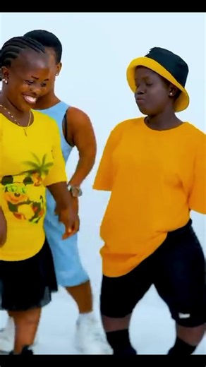 Exciting Hunt Game Show: Pop the Balloon Challenge