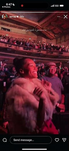 INSTAGRAM STORY: Larray Records Quen Blackwell At PinkPantheress Concert