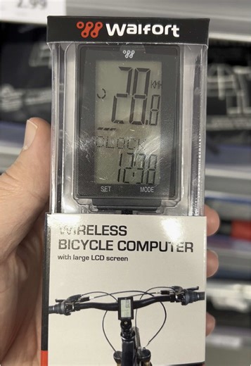 Découvrez l’ordinateur de vélo Walfort : 15 fonctions ultra-pratiques (vitesse, distance, calories, etc.) avec écran LCD rétroéclairé, mode jour/nuit, et installation sans fil. Le tout à petit prix chez Action – parfait pour vos sorties vélo sans vous ruiner ! #velo #computer #actionfinds #ordinateur