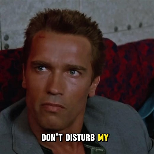 Commando: Airplane scene