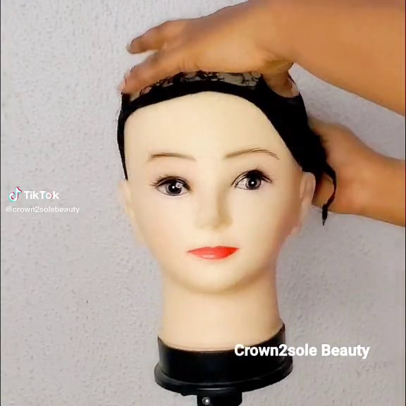 Easy Wig Tutorial and Unique #braids #hairtutorial #foryou #hairstyles #diy #yarn #yarntok #diywig #yeyewool #foryou