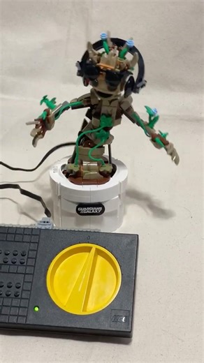 How Fast Can Dancing Groot Dance? #lego 76297
