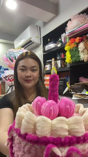 Creative Money Cake Using Fuzzy Wire