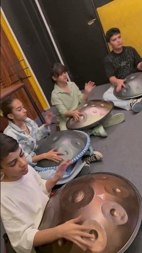 From the first handpan lessons, group coordination is essential as students learn to play in unity.