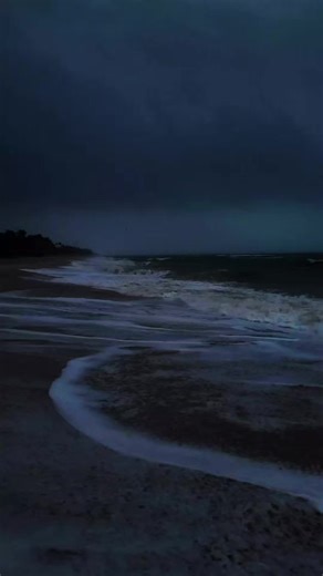 Canadian Railfan (@canadianrailfan)’s videos with Nangs - Tame Impala