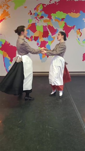 Chants Dance: Quebec Folk Songs and Traditional Dance