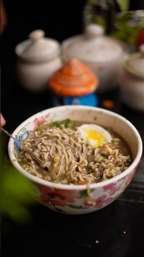 How to Make a Satisfying Veggie Ramen Bowl | Easy & Tasty!