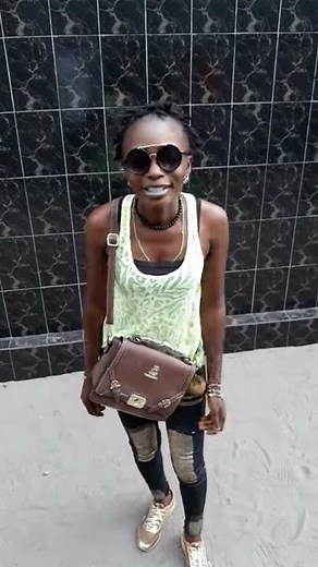 Actrice ya kwikwi akwaruim alobeli 17 demon eza somo