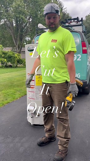 1M views · 8.8K reactions | What’s inside? #plumbing #plumber #inspection #grinder #homeph #hometips #watertank #hotwaterheater #handyman #explore #knives | Nick Plumbing | Facebook