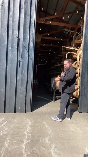 Little preview of our barrel tasting experience! #bourbon #tour #kentuckybourbon #bourbontrail #whiskey #exclusive #craft #distillery #kentucky