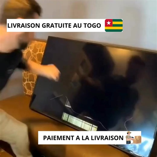 🚨 ARRÊTEZ de fatiguer vos yeux sur un petit écran ! Regarder des vidéos, des matchs ou des dessins animés sur un téléphone trop petit, c’est inconfortable… et mauvais pour les yeux. 👉 La solution ? L’Agrandisseur d’Écran 3D HD. ✨ Ce qu’il change immédiatement : ✅ Écran jusqu’à 3× plus grand pour une immersion totale ✅ Image HD nette et claire, sans flou ✅ Moins de fatigue oculaire, plus de confort ✅ Pliable et portable, utilisez-le partout ✅ Compatible avec tous les smartphones 💥 Plus besoin 