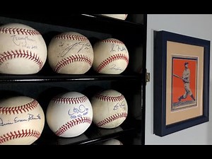 Display Case for Autographed Baseballs