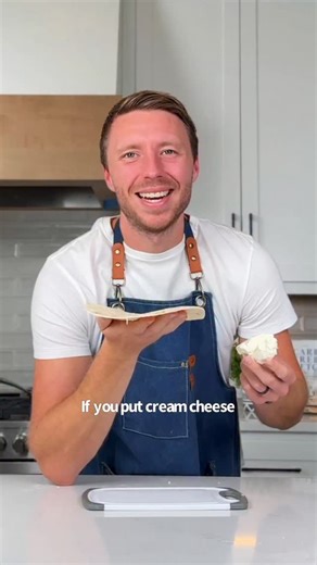 1.4M views · 16K reactions | Crispy Broccoli & Cheddar Pinwheels with Ham 復燎 How to make it: Spread cream cheese on a low carb tortilla. Then add ham, cheddar, chopped broccoli & ranch seasoning. Roll tightly, brush with melted butter. Slice into 6 pieces and air fry @ 400F for 5-10 mins. Take them out & enjoy! | Keto Snackz | Facebook