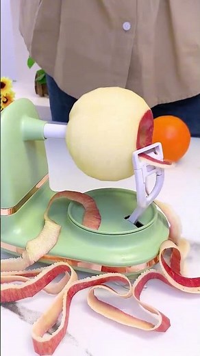 🥔 Kitchen gadget that makes peeling easy #dhgate #dhgatefinds #coolgadgets