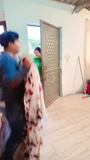 Los CARGOSOS del CHESTE on TikTok