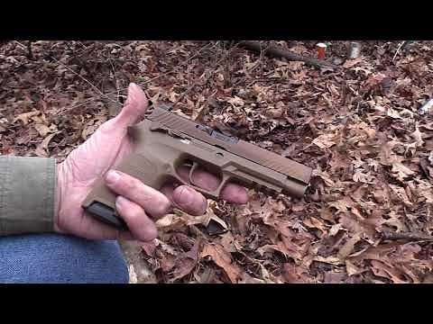 SIG M17 Close-up