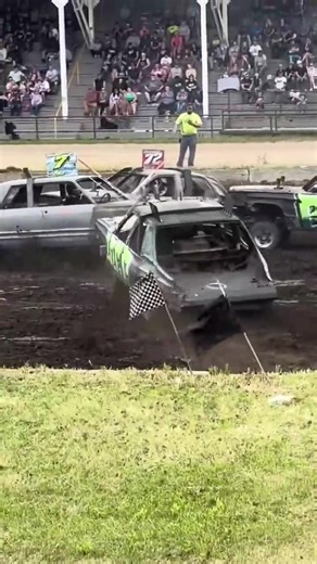 Laying the hammer down at memorial madness