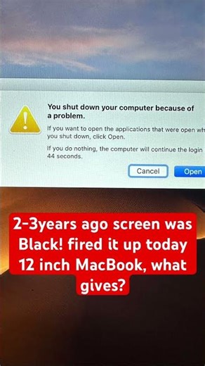 12 inch MacBook black screen comes back to life two years later! Any ideas? #applemacbook #macbook