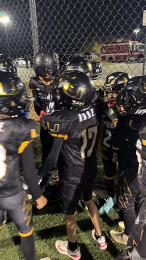 UNITY Thunder on Instagram: "It’s almost game time! UNITY 11u is ready for the Super Bowl."