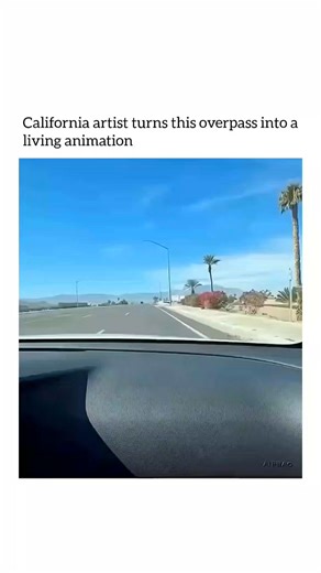 Zoey on Instagram: "日本利用压电瓷砖将脚步转化为电能。这些瓷砖捕捉来自你脚步的动能。当你行走时，你的重量和动作会对瓷砖产生压力。瓷砖会轻微弯曲，从而产生机械应力。瓷砖内部的压电材料将这种应力转化为电能。每一步都会产生少量电荷，而数百万步结合在一起就能产生足够的电力来驱动LED灯、数字显示屏和传感器。在像涩谷车站这样繁忙的地方，每天大约有240万个脚步为这一系统作出贡献。这些电能可以被储存或立即使用，从而减少对传统电力来源的依赖，并支持可持续的城市基础设施。这种方法将日常运动转化为实用的可再生能源 #日本#知识# 事实 #你知道吗 #推荐 #科技#创新 #历史 #技术 #实验 #热门"