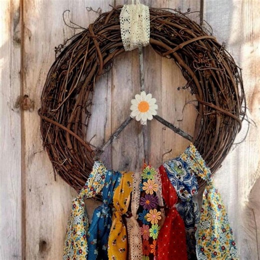Handmade Peace Sign Wreath: Boho Daisy Lace Fabric Wall Hanging - Etsy