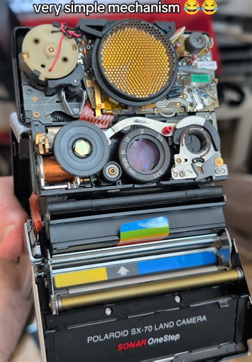 Exploring Retro Tech: The Polaroid Camera's Innovations