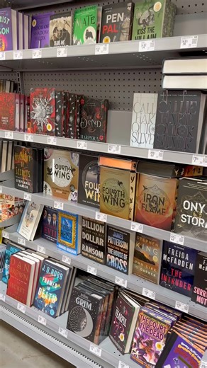 Walmart book finds ~ #walmartfinds #books #booktube #bookish #bookworm