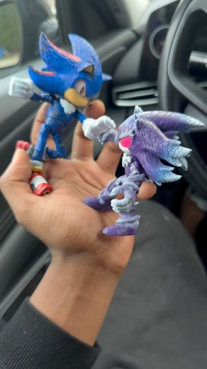 Kyreese Bailey on Instagram: "Posing sonic 3 revoltech Shadic action figure #sonic #figures toys #toys @jakkspacific.toys"