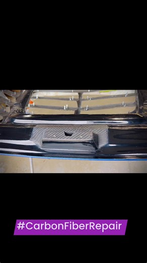 Who uses 4x4 twill carbon fiber to repair fiberglass? This guy! ✋ This WRX aftermarket carbon hood getting another chance at life , latch area was fractured from material being way too thin causing it to flex when closing resulting in damage, so I made it a little stronger, 3 layers of 4x4 twill 281gsm carbon fiber with Pro-Set Ace 166 epoxy. No, I didn’t want to add a coat of epoxy to make it shiny because I don’t have time to wait for it to set ,plus I like the look of raw dry carbon . #Jackso