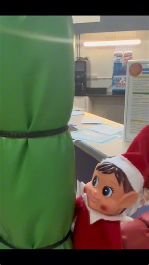 It's Day 12 and Elfred has got some exciting news! 🤩 From now until Christmas Eve - over 1s admission prices are just £5 with under 1's for just £3.50! 😍 Finish your Christmas shopping with ease - one grown-up enjoys a play session with the little one while the other gathers those last-minute magical bits! ✨ For more information pop onto our website 👉 www.swaleleisure.com/swallows-leisure-centre/facilities/active-zone/ | Swallows Leisure Centre