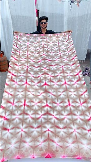 Tie-dye tutorial using rubber band