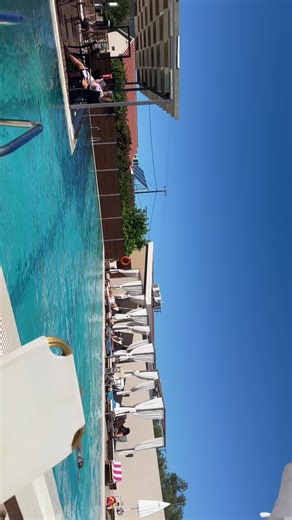 Lovely day at Zante Nest Alykanas today by the pool. Sun shining hot with a coolong gentle breeze. Perfect.#alykanas #zante #zakynthos