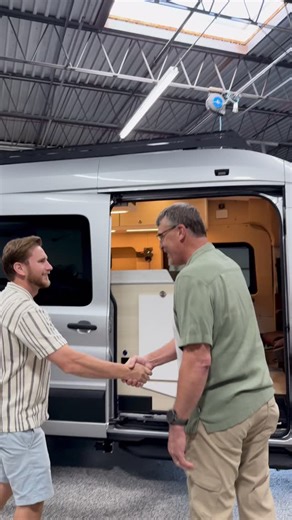 Moments like this never get old 🥹 We’re always happy to see new owners — and their furry co-pilots 🐶 More builds are on the way, stay tuned! #vanlife #campervan #vanbuild #vanconversion #camper #camperbuild #pets #travel | Highland Vans