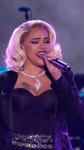 3K reactions · 112 shares | #Throwback to the 2018 Soul Train Awards! #LadyOfSoulHonoree : @bet @soultrain | Faith Evans | Facebook